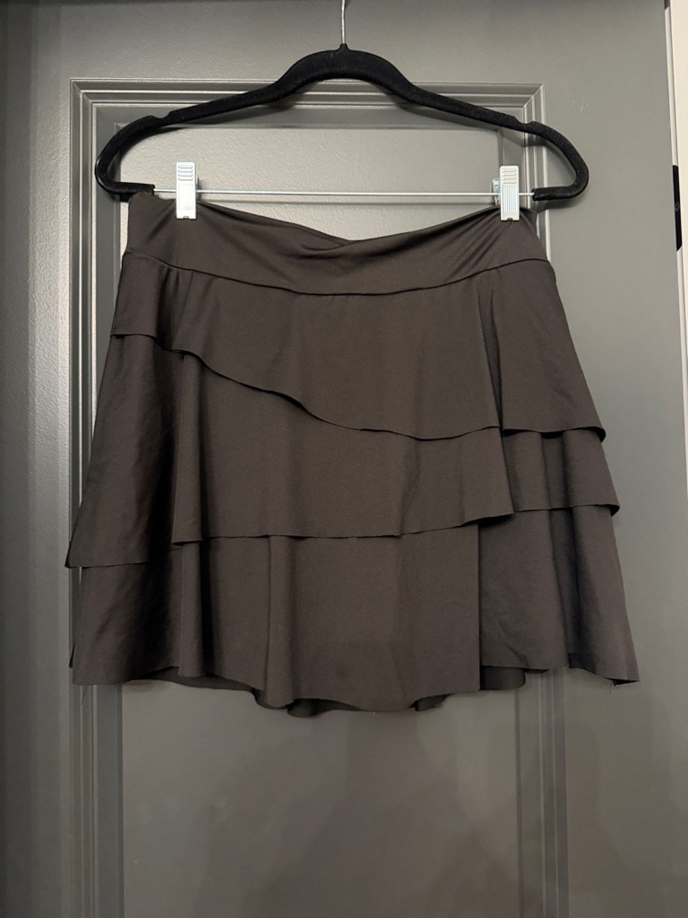 Arula Tiered Black Women's Active Skirt